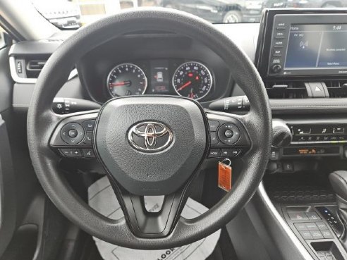 2021 Toyota RAV4 LE Gray, Dixon, IL