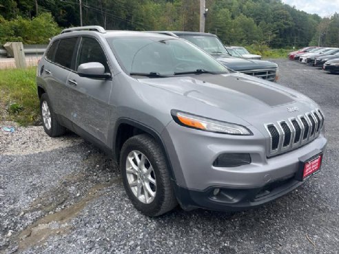 2015 Jeep Cherokee Latitude 4x4 4dr SUV Silver, East Barre, VT