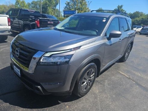 2022 Nissan Pathfinder SV Gray, Dixon, IL