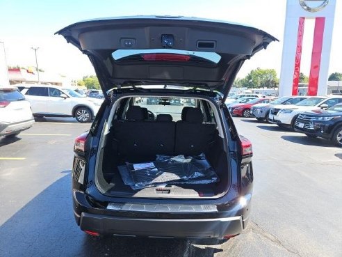 2025 Nissan Rogue SV Black, Dixon, IL