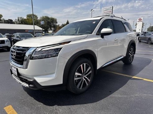 2024 Nissan Pathfinder Platinum White, Dixon, IL