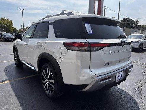 2024 Nissan Pathfinder Platinum White, Dixon, IL