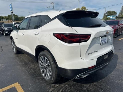 2025 Chevrolet Blazer Premier White, Dixon, IL