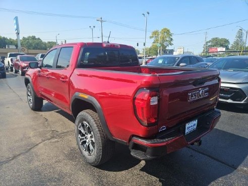 2024 GMC Canyon AT4 Red, Dixon, IL