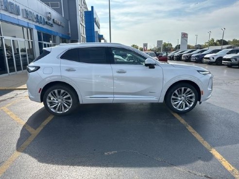 2024 Buick Envision Avenir White, Dixon, IL