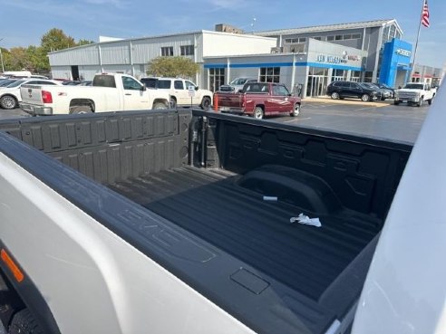 2025 GMC Sierra 2500HD Denali White, Dixon, IL