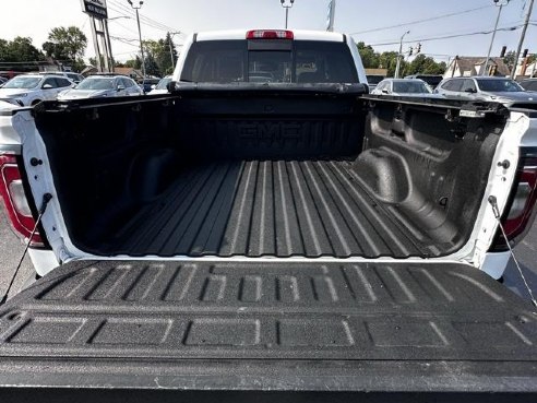 2018 GMC Sierra 1500 SLT White, Dixon, IL