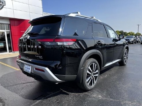 2024 Nissan Pathfinder Platinum Black, Dixon, IL