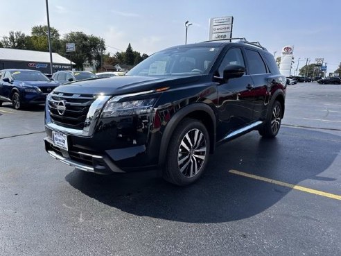 2024 Nissan Pathfinder Platinum Black, Dixon, IL