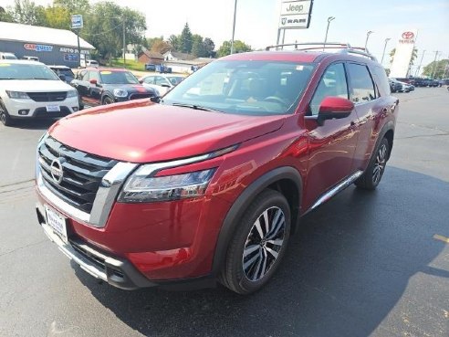 2024 Nissan Pathfinder Platinum Red, Dixon, IL