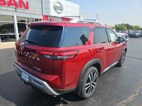 2024 Nissan Pathfinder Platinum Red, Dixon, IL