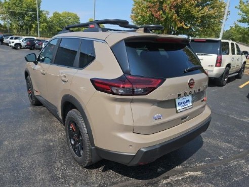 2025 Nissan Rogue Beige, Dixon, IL