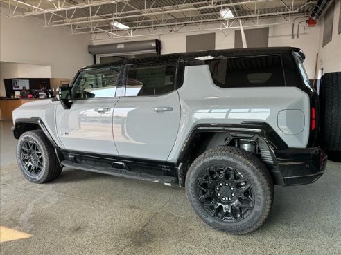 2024 GMC HUMMER EV 2X Gray, Plymouth, WI