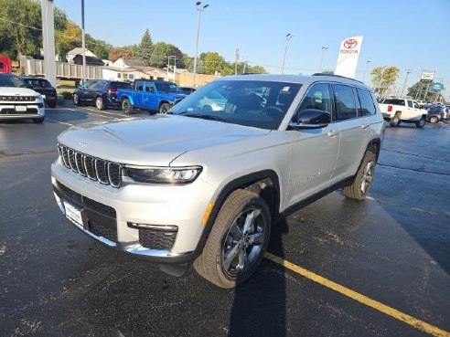 2025 Jeep Grand Cherokee L Limited Silver, Dixon, IL