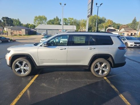 2025 Jeep Grand Cherokee L Limited Silver, Dixon, IL