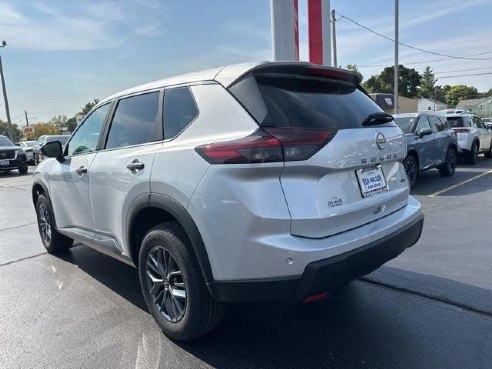 2025 Nissan Rogue S Silver, Dixon, IL