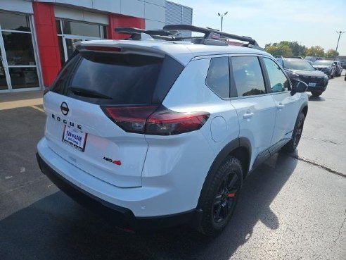 2025 Nissan Rogue SV White, Dixon, IL