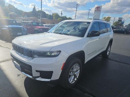 2025 Jeep Grand Cherokee L Laredo White, Dixon, IL