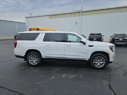 2024 GMC Yukon XL SLT White, Dixon, IL