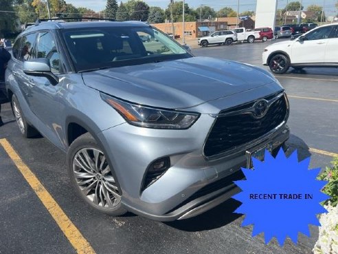 2021 Toyota Highlander Platinum Gray, Dixon, IL