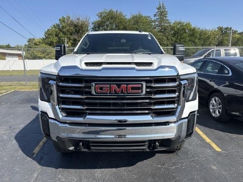 2024 GMC Sierra 3500HD SLE White, Dixon, IL