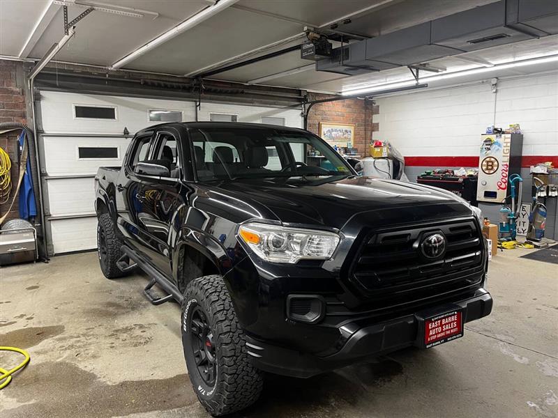 2018 Toyota Tacoma SR V6 4x4 4dr Double Cab 5.0 ft SB Black, East Barre, VT