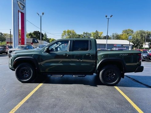 2025 Nissan Frontier PRO-4X Green, Dixon, IL