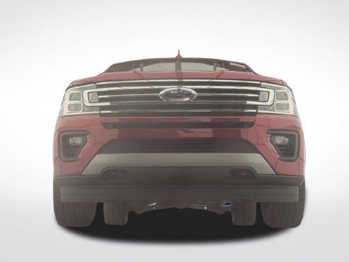 2021 Ford Expedition XLT Rapid Red Metallic Tinted Clearcoat, Plymouth, WI