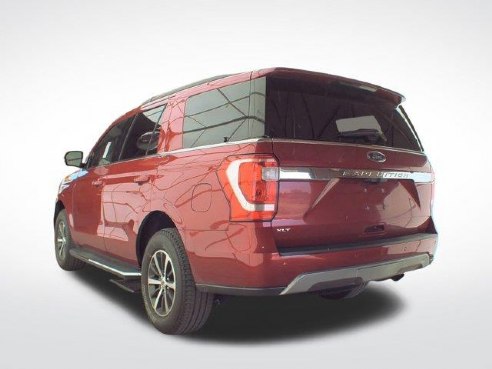 2021 Ford Expedition XLT Rapid Red Metallic Tinted Clearcoat, Plymouth, WI