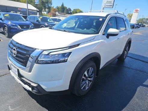 2024 Nissan Pathfinder SL White, Dixon, IL