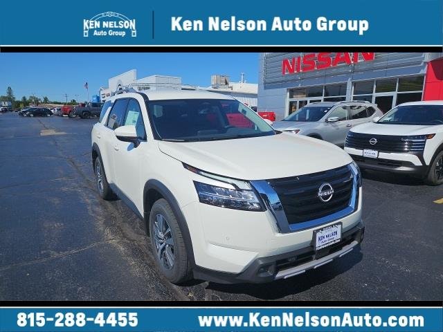 2024 Nissan Pathfinder SL White, Dixon, IL