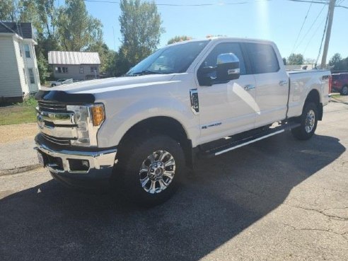 2017 Ford F-350 Series Lariat White, Boscobel, WI