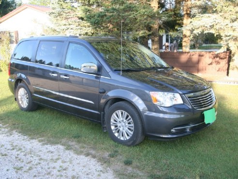 2016 Chrysler Town & Country Limited charcoal, Elkhart Lake, WI