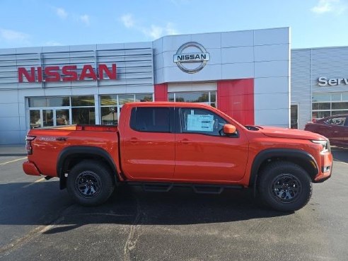 2025 Nissan Frontier PRO-4X Orange, Dixon, IL