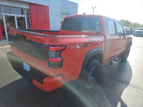 2025 Nissan Frontier PRO-4X Orange, Dixon, IL