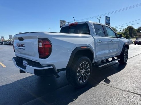 2024 GMC Canyon Denali White, Dixon, IL