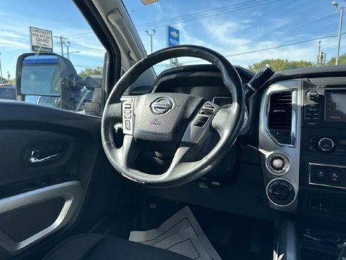 2017 Nissan Titan SV Blue, Dixon, IL