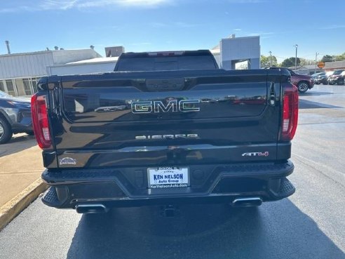 2022 GMC Sierra 1500 Limited AT4 Black, Dixon, IL