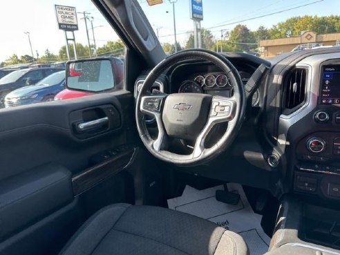 2020 Chevrolet Silverado 1500 LT Trail Boss Red, Dixon, IL