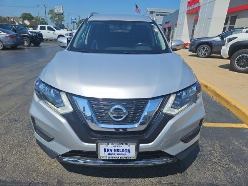 2017 Nissan Rogue SV Silver, Dixon, IL