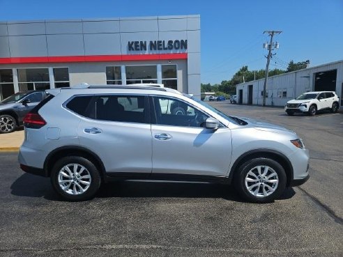 2017 Nissan Rogue SV Silver, Dixon, IL