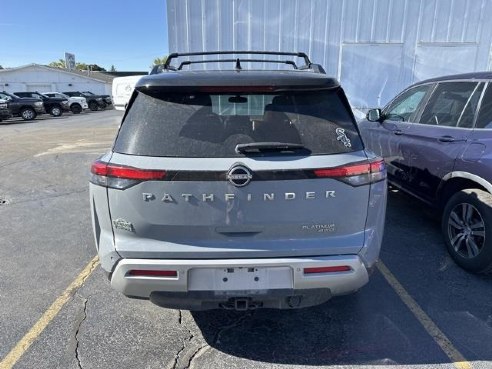 2022 Nissan Pathfinder Platinum Gray, Dixon, IL