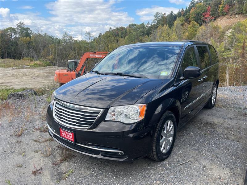 2015 Chrysler Town & Country Touring 4dr Mini Van Black, East Barre, VT