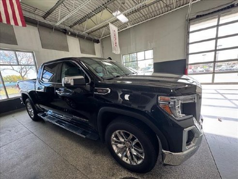 2020 GMC Sierra 1500 SLT Black, Plymouth, WI