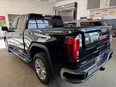 2020 GMC Sierra 1500 SLT Black, Plymouth, WI