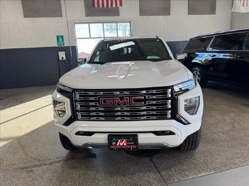 2023 GMC Canyon Denali White, Plymouth, WI