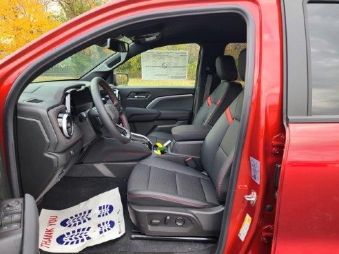 2024 Chevrolet Colorado 4WD Z71 Radiant Red Tintcoat, Kiel, WI