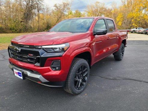 2024 Chevrolet Colorado 4WD Z71 Radiant Red Tintcoat, Kiel, WI