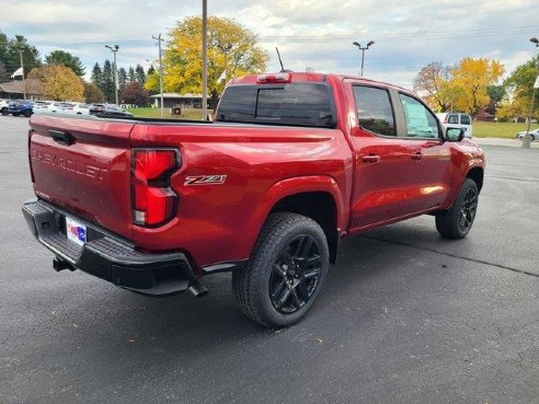 2024 Chevrolet Colorado 4WD Z71 Radiant Red Tintcoat, Kiel, WI