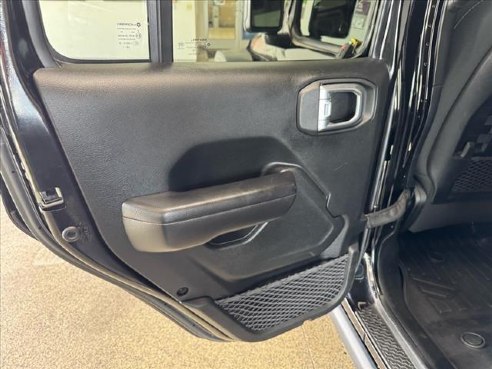 2021 Jeep Gladiator Mojave Black, Plymouth, WI